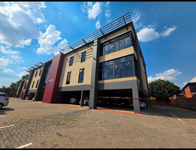 BUSINESS FOR SALE IN DIE HOEWES